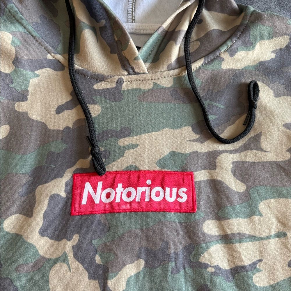 Brooklyn Cloth Camouflage “Notorious” Hoodie Y2K Size XL - Picture 3 of 6